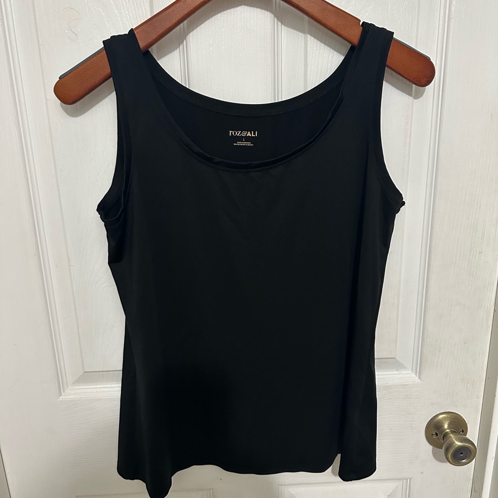 Set of 4 Roz & Ali size L camisoles - black, navy, dark grey, light grey